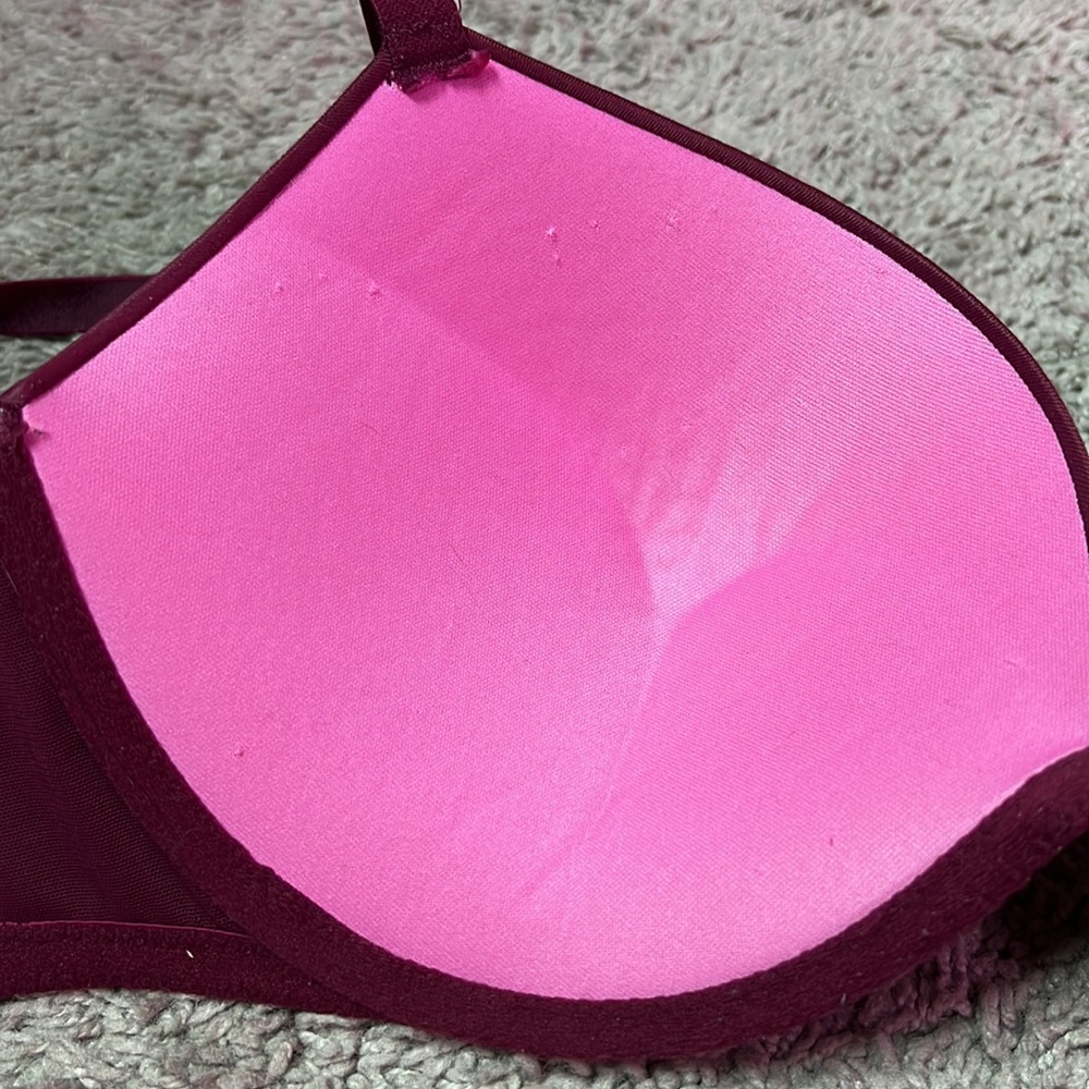 PINK bra - Picture 6 of 8